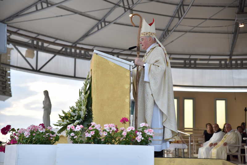 Papin izaslanik, nadbiskup Henryk Hoser sv. misom započeo službu u Međugorju