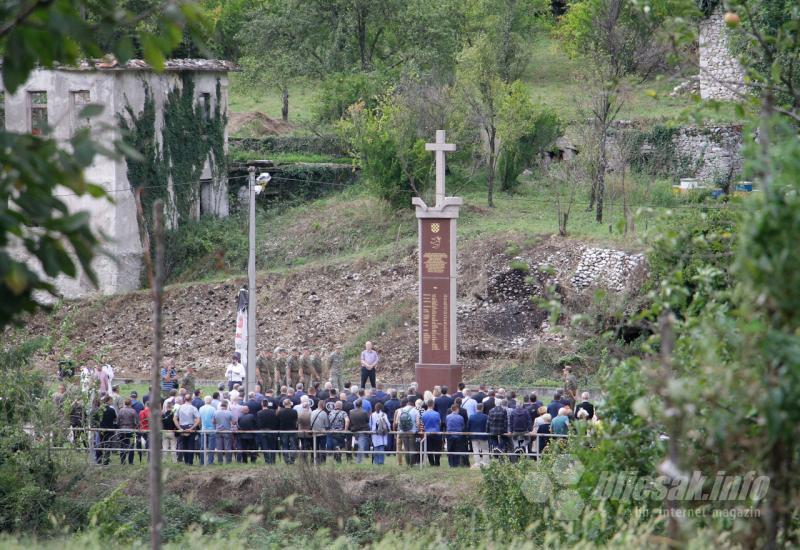 Obilježen pokolj 33 Hrvata u mjestu Grabovica 