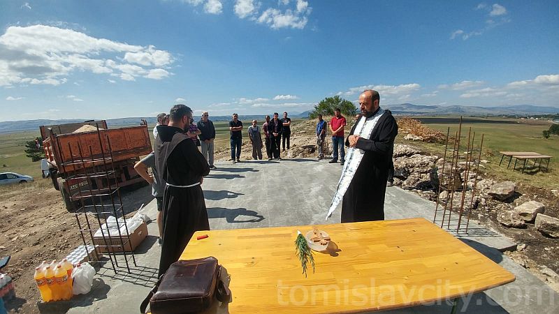 Mostarski paroh Krulj: Onaj tko sprječava izgradnju katoličke crkve u Drvaru ne može se zvati kršćaninom