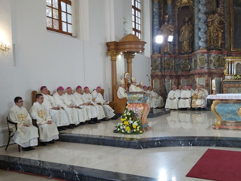 Mons. Bože Radoš zaređen za biskupa Varaždinske biskupije