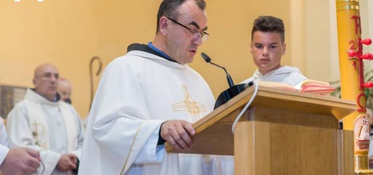 Božićna čestitka međugorskog župnika fra Marinka Šakote