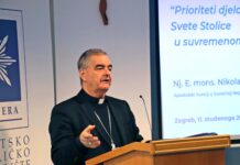 Oproštaj nadbiskupa dr. Nikole Eterovića u Apostolskoj nuncijaturi u Berlinu